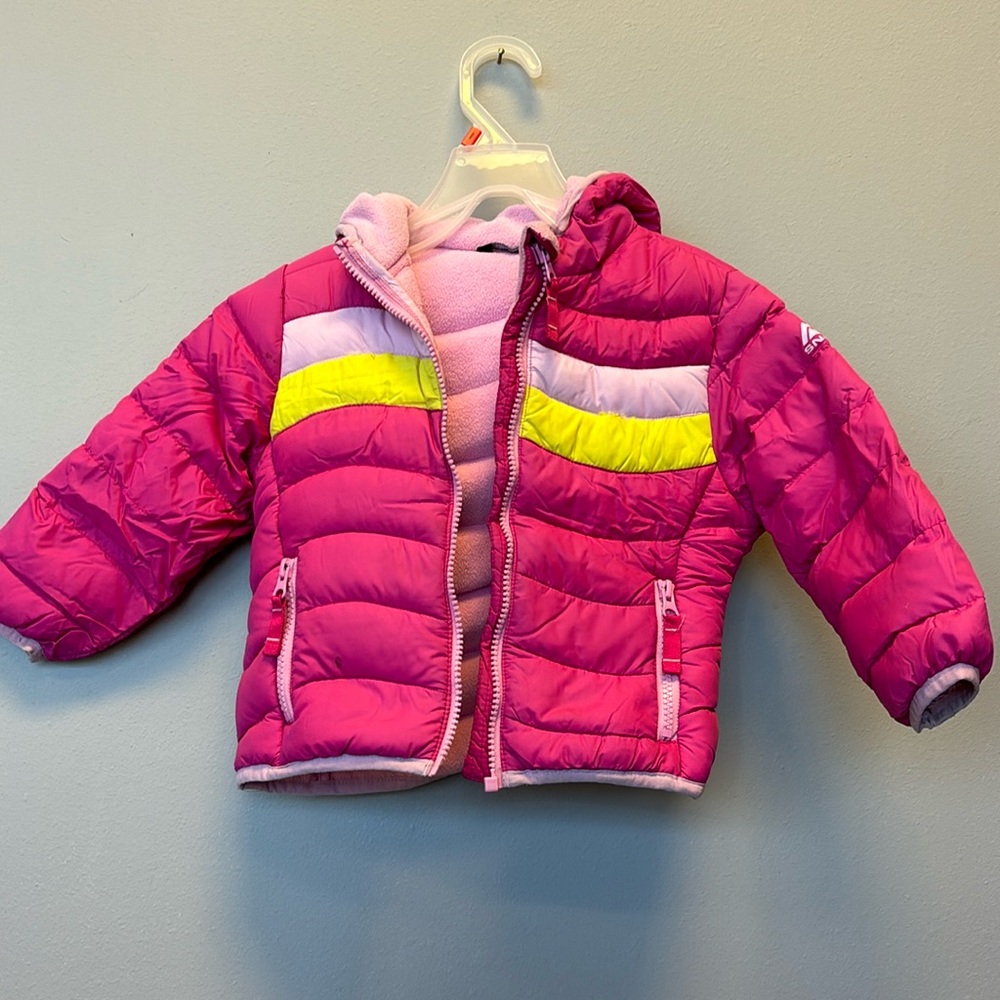 Snozu Cute Toddler girls pink puffy coat. Yellow and pink stripes Size 2T